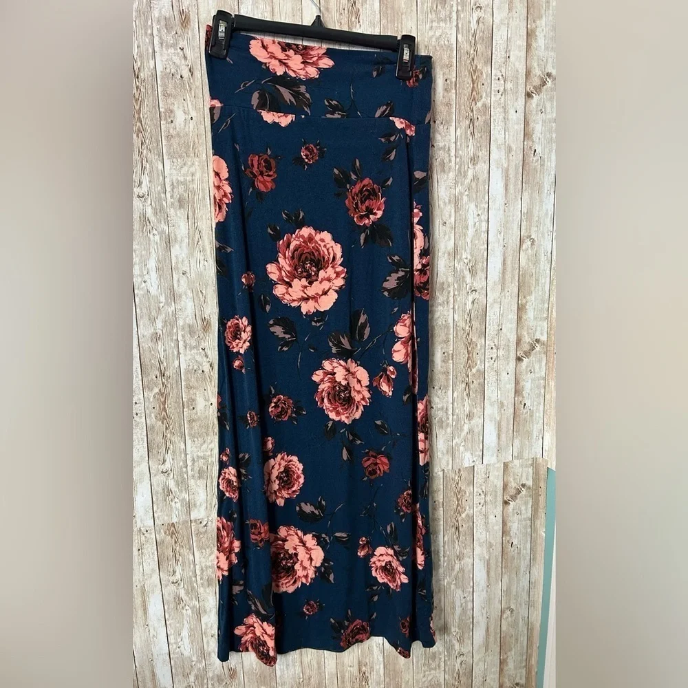 Charlotte Russe Y2K size M Cottagecore floral stretch maxi skirt